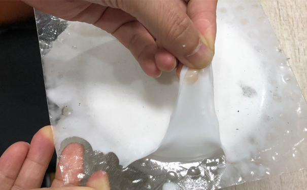 怎么清除還沒有固化的模具硅膠 ？