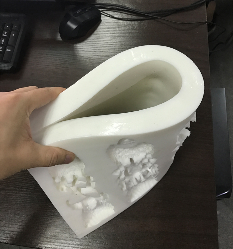 什么原因導致模具硅膠產品變形你知道嗎 ？